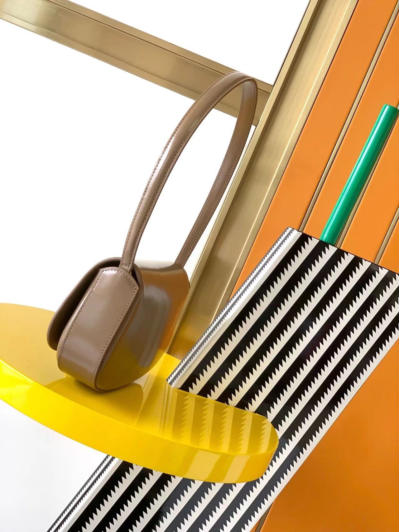 MINIVOLTAIRE IN BOX SAINT LAURENT