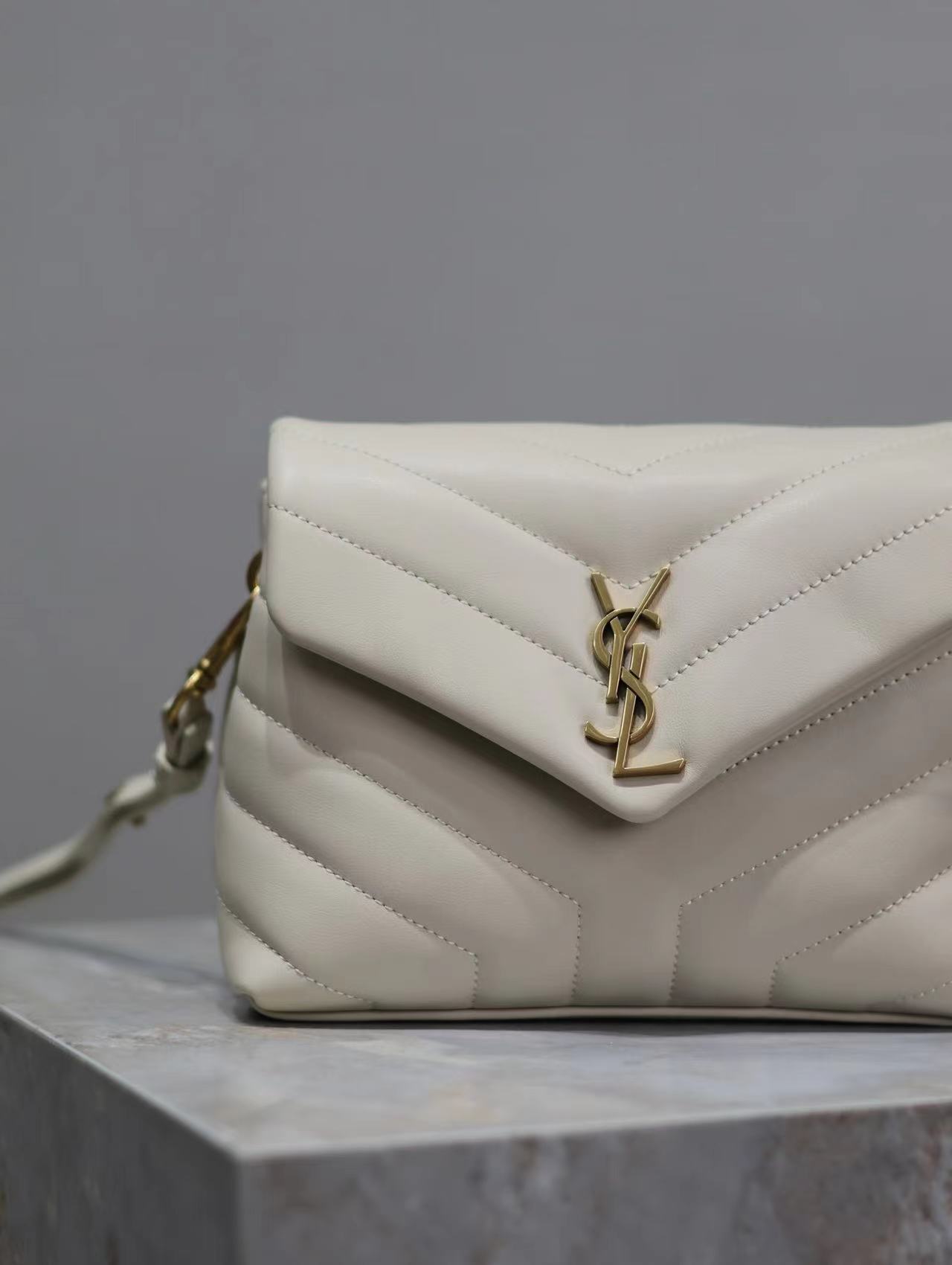 YSL TOY LOULOU IN QUILTED LEATHER