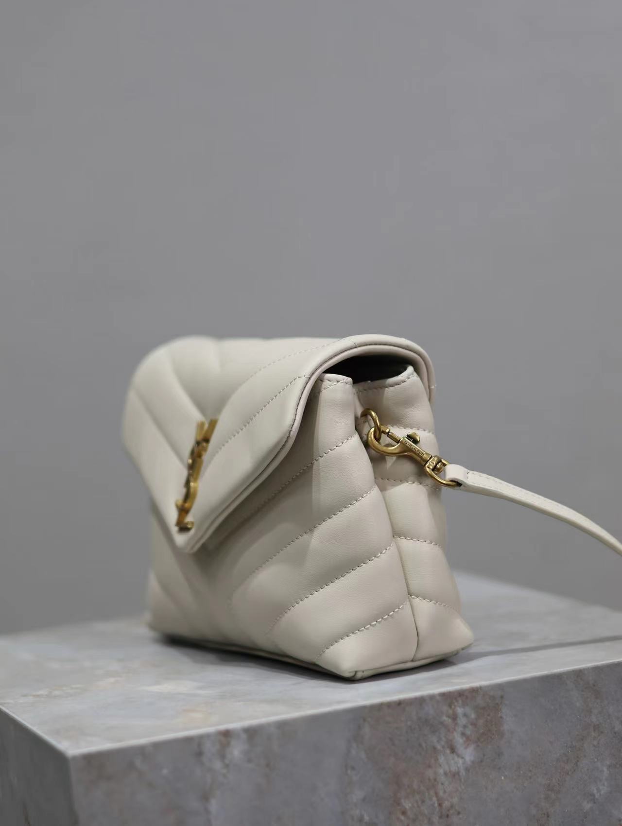 YSL TOY LOULOU IN QUILTED LEATHER