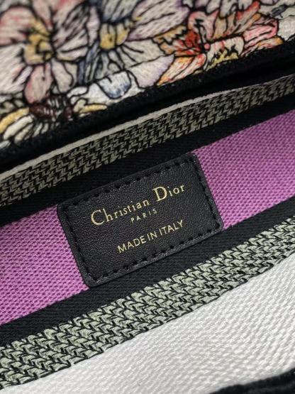 Christian Dior Medium Lady Dior Bag