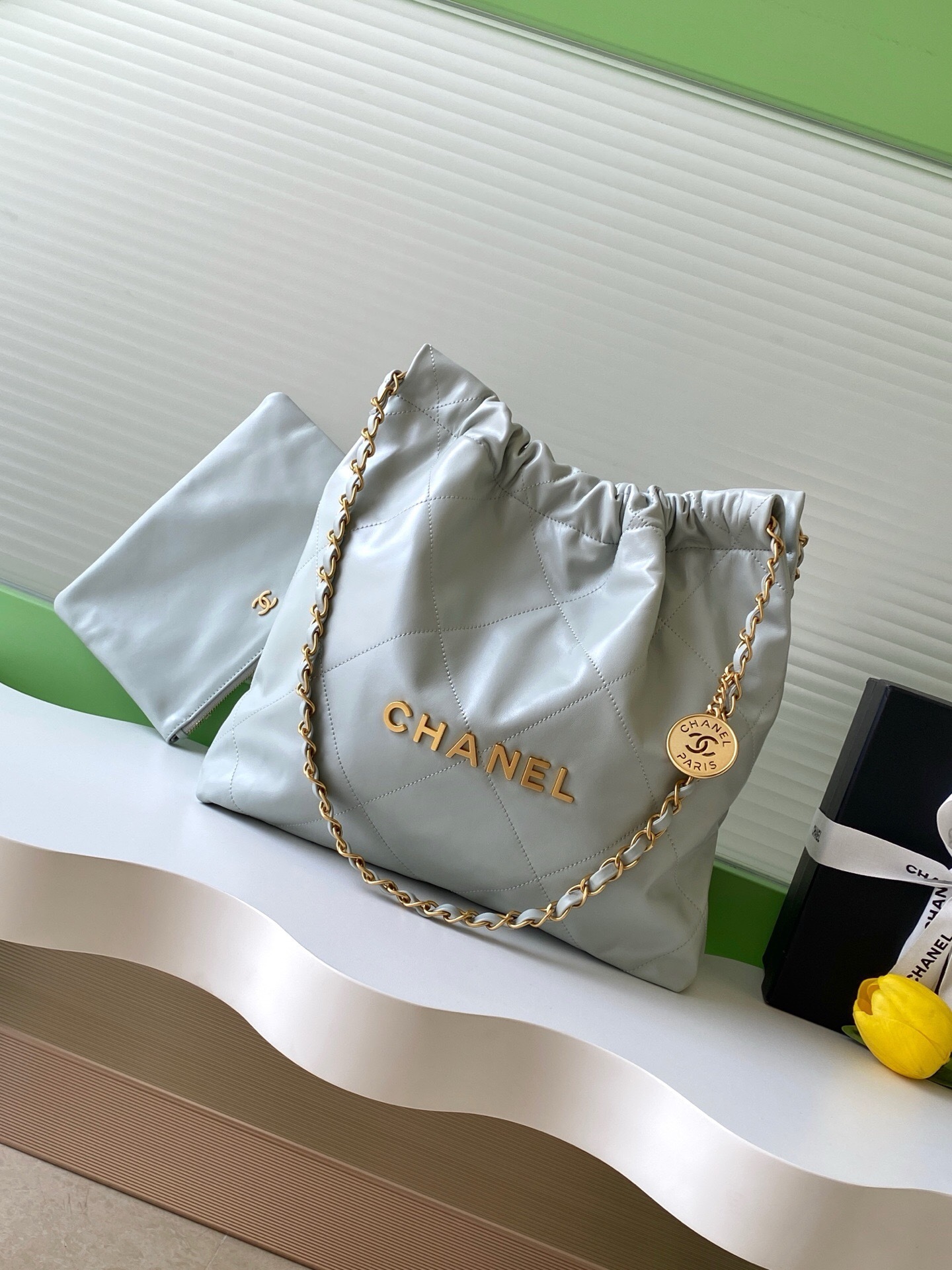 CHANEL 22 Small Handbag