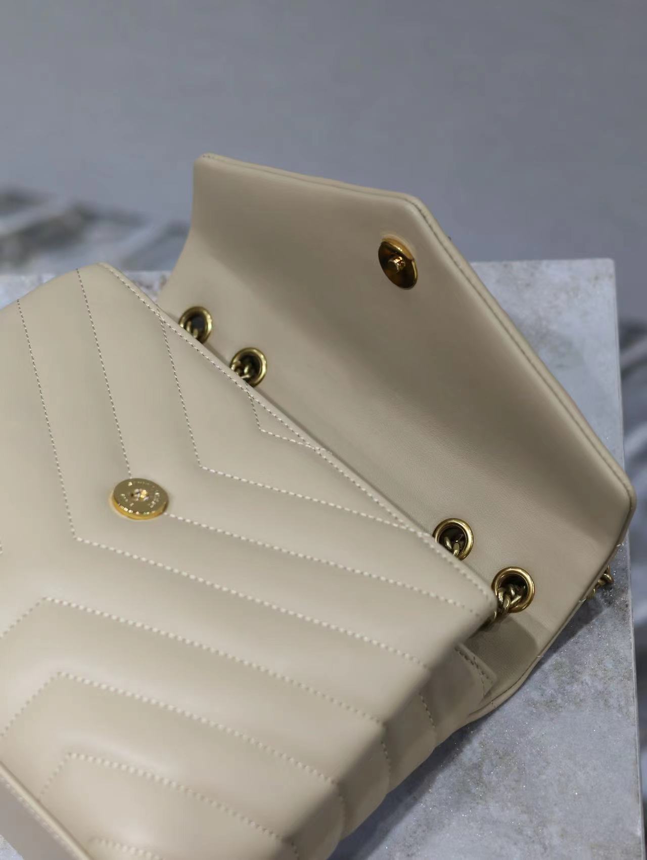 YSL LOULOU SMALL CHAIN BAG IN QUILTED "Y" LEATHER