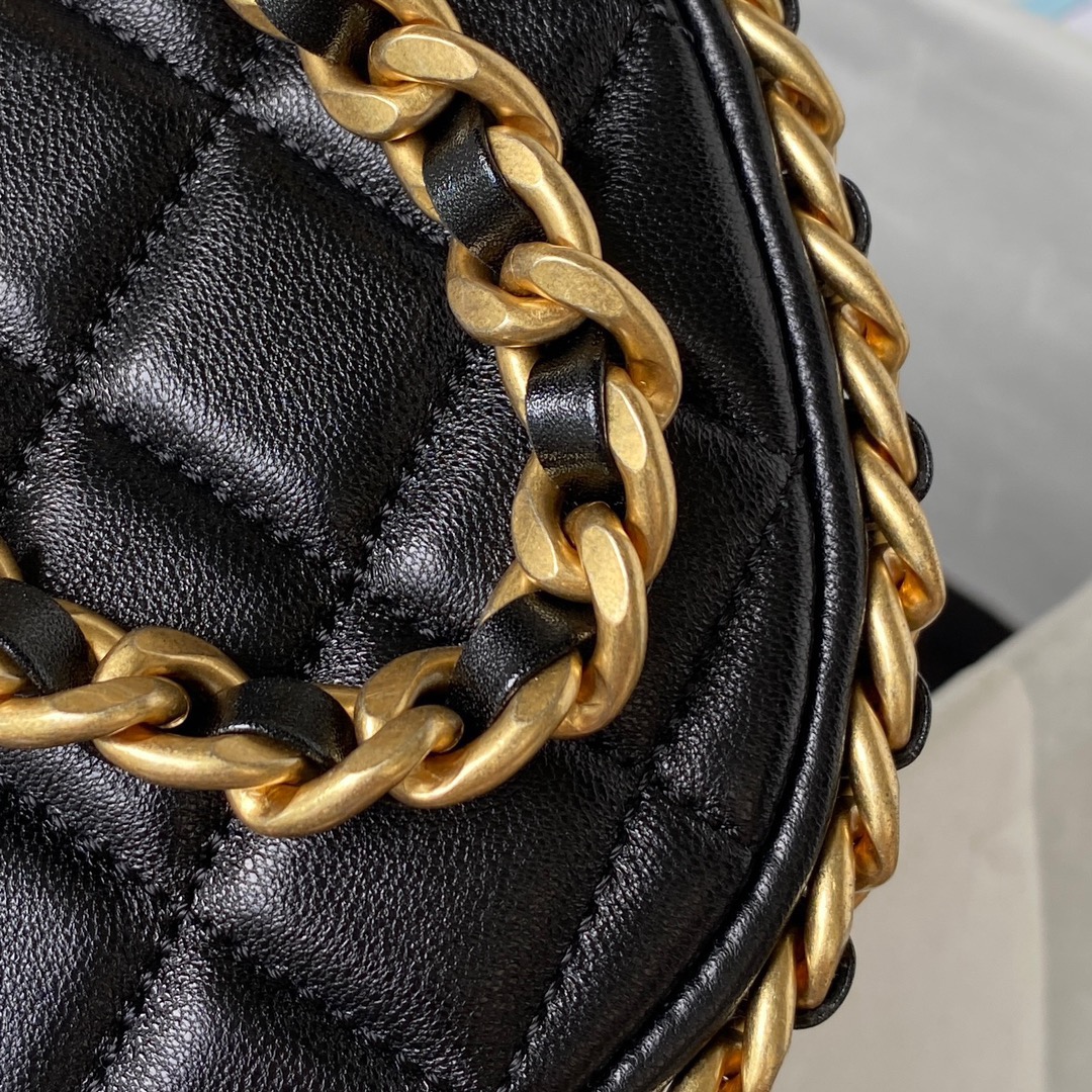 Chanel Hobo underarm bag