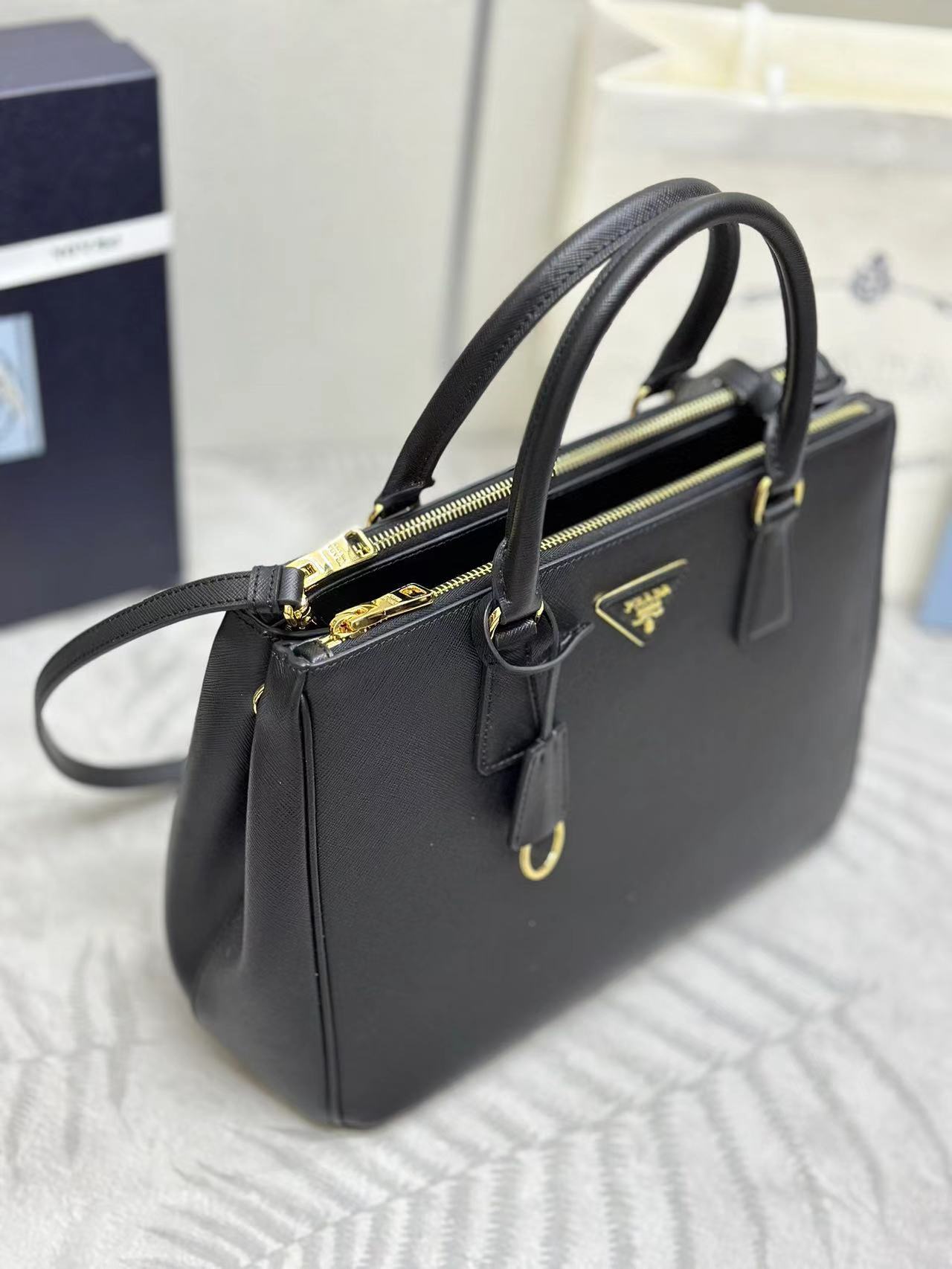 Large Prada Galleria Saffiano leather bag