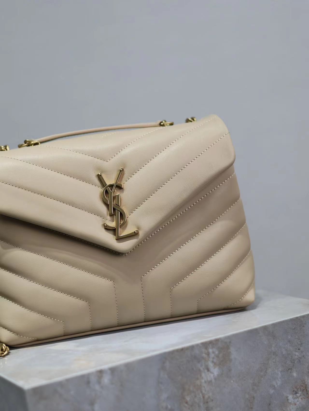 YSL LOULOU SMALL CHAIN BAG IN QUILTED "Y" LEATHER