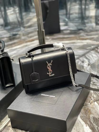 YSL SUNSET MEDIUM TOP HANDLE IN SMOOTH LEATHER