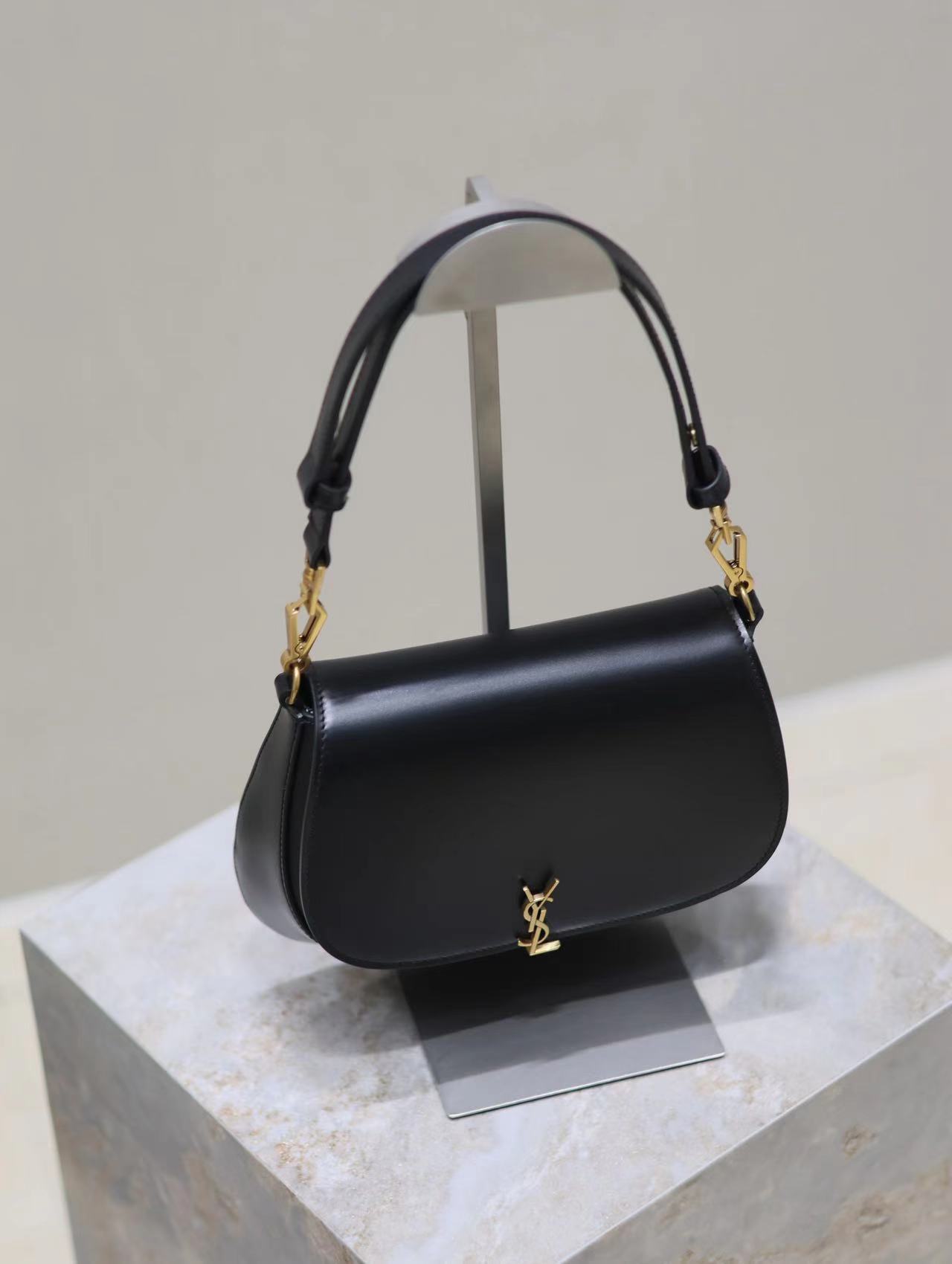 VOLTAIRE TOP HANDLE IN BOX SAINT LAURENT
