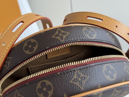 LV Mini Boîte Chaau