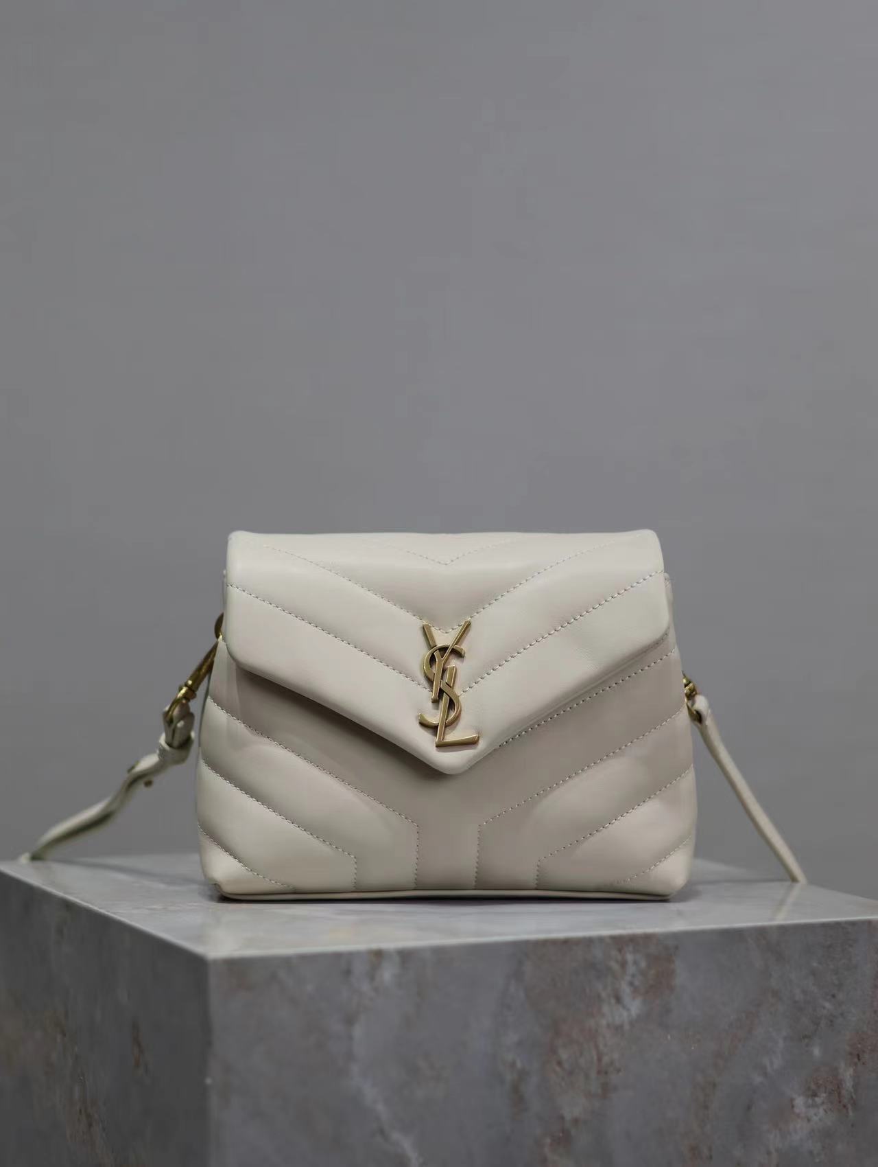 YSL TOY LOULOU IN QUILTED LEATHER