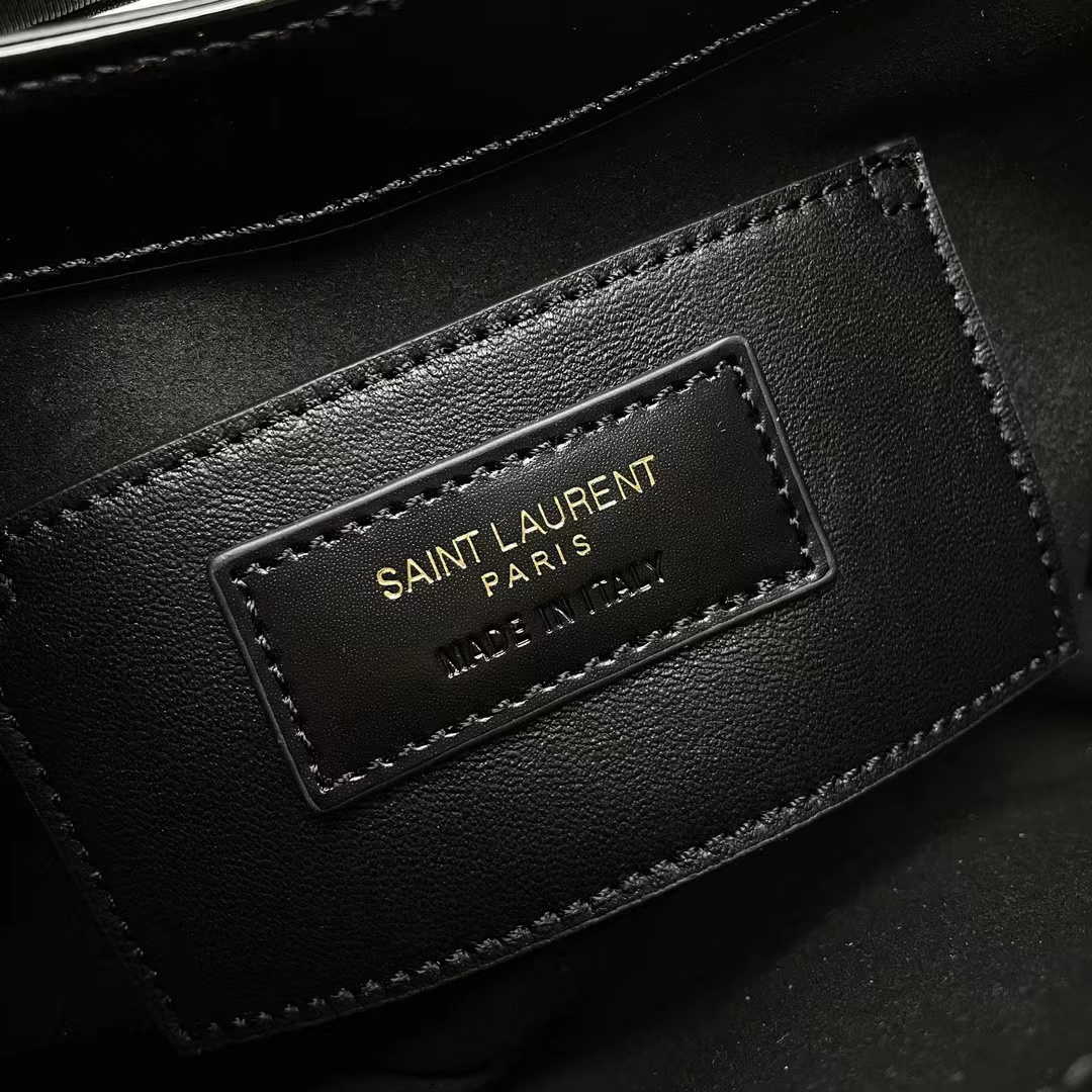 YSL MINI LE 5 A 7 IN PATENT LEATHER