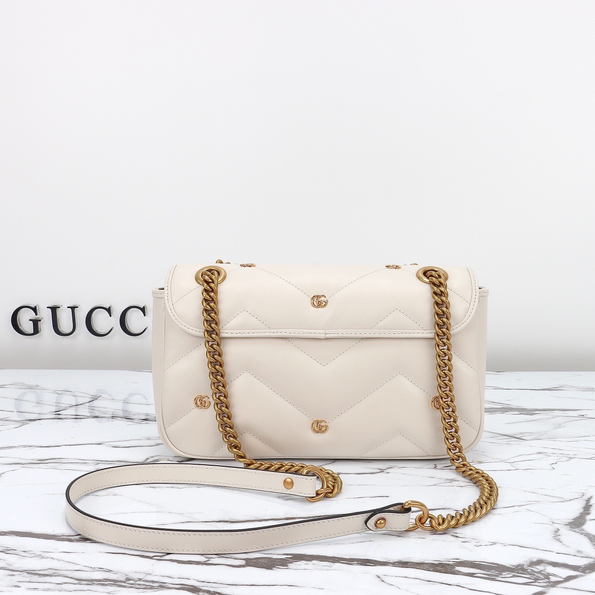 GG Marmont series medium shoulder bag