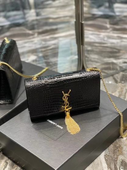YSL KATE MEDIUM CHAIN BAG WITH TASSEL IN CROCODILE-EMBOSSED SHINY LEATHER