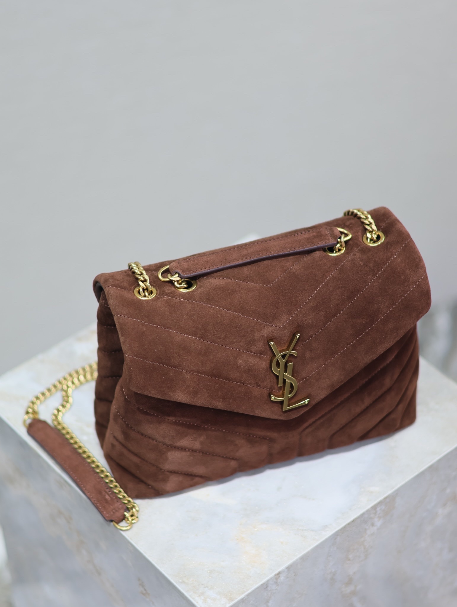 YSL LOULOU SMALL IN QUILTED SUEDE