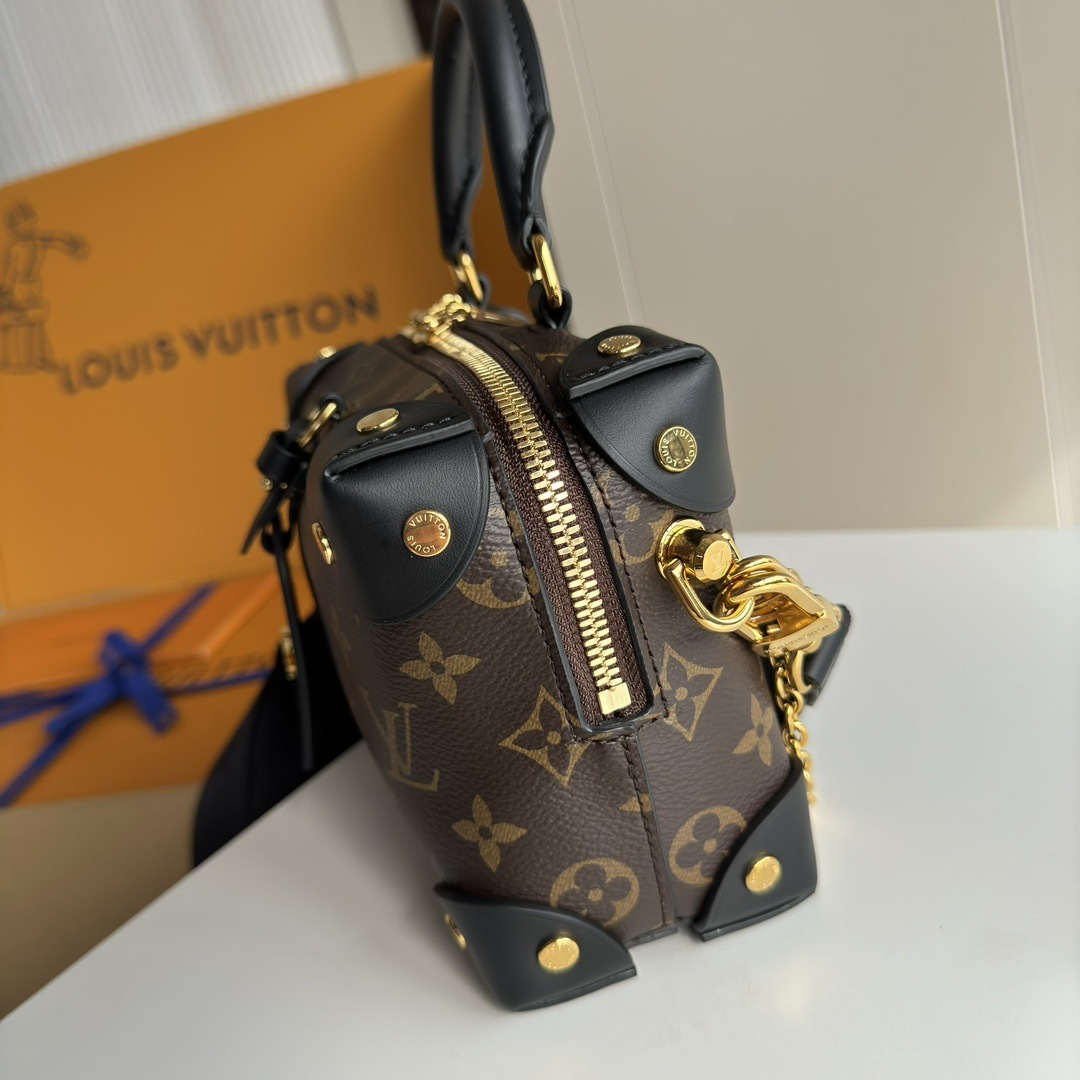 LV PETITE MALLE AOUPLE