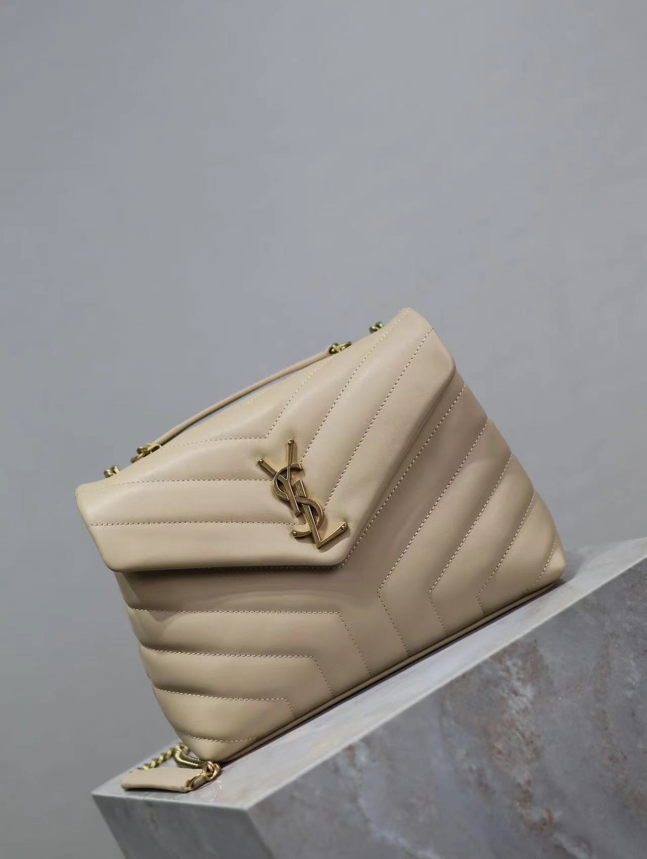 YSL LOULOU SMALL CHAIN BAG IN QUILTED "Y" LEATHER