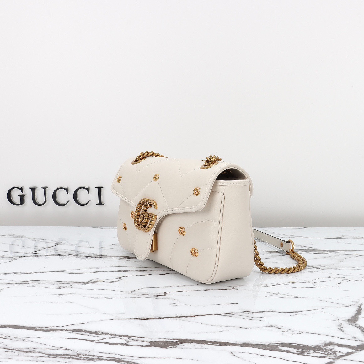 GG Marmont series medium shoulder bag