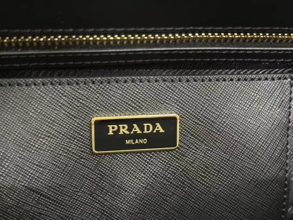 Medium Prada Galleria Saffiano leather bag