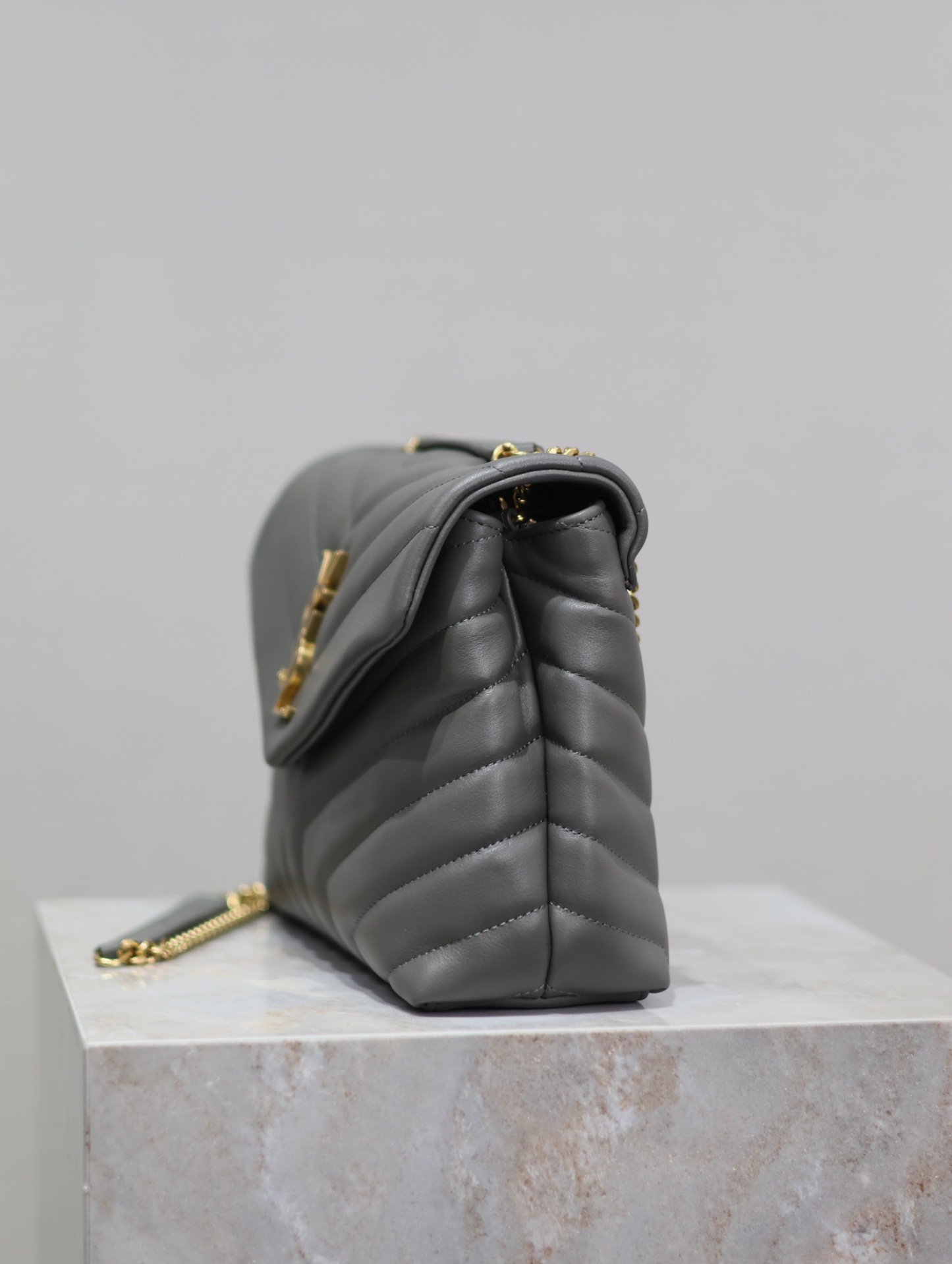 YSL LOULOU SMALL CHAIN BAG IN QUILTED "Y" LEATHER