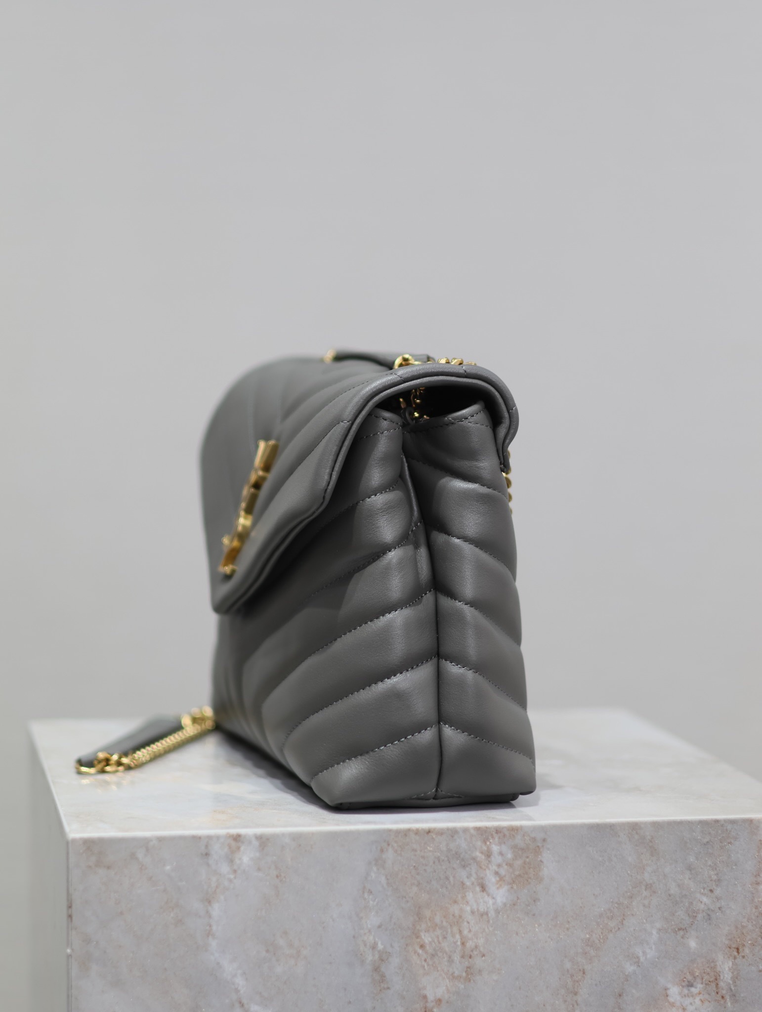 YSL LOULOU SMALL CHAIN BAG IN QUILTED "Y" LEATHER