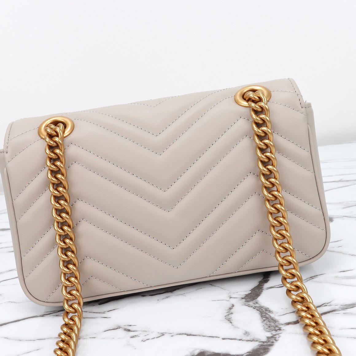 GG Marmont Small Shoulder Bag