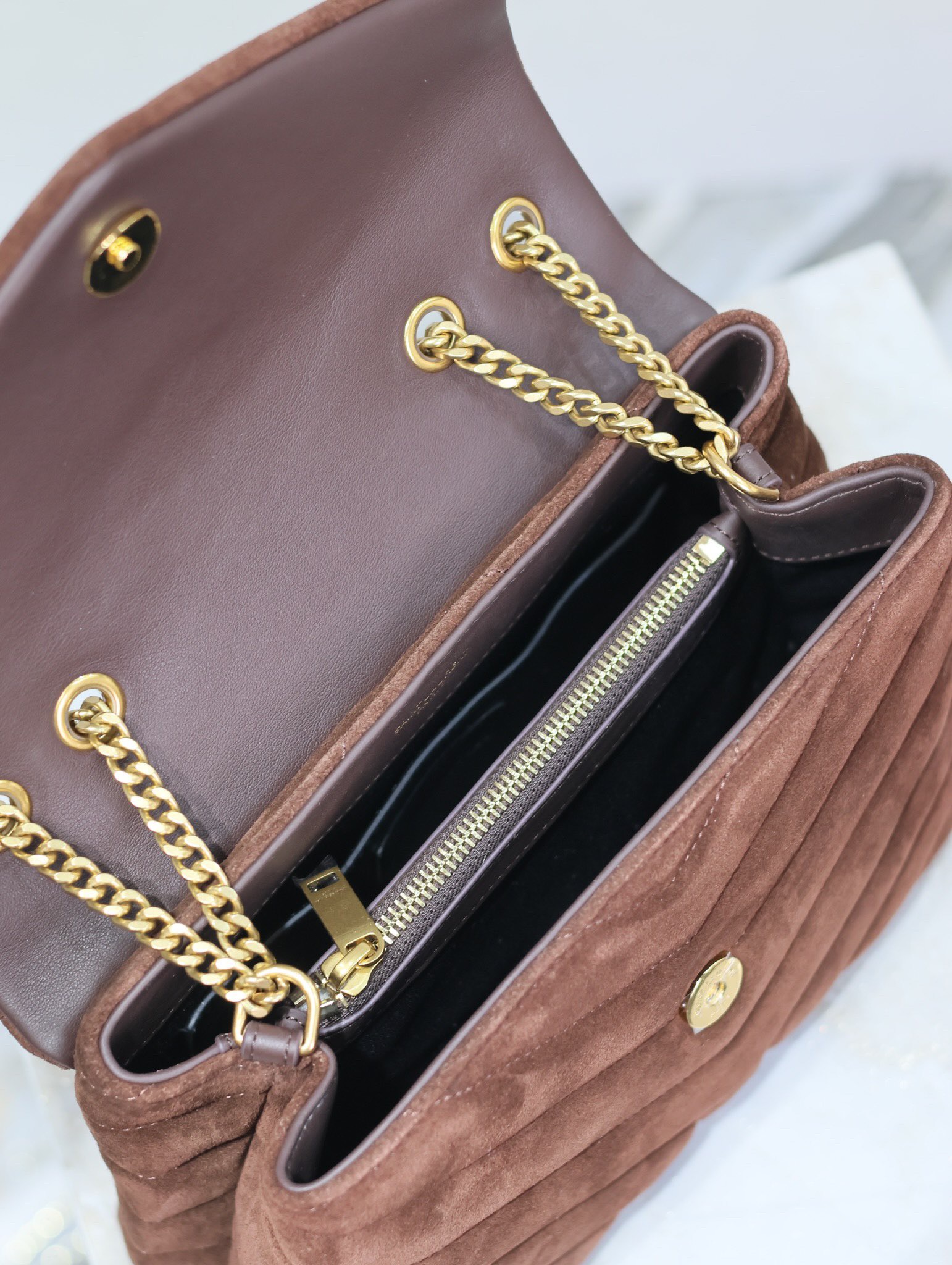 YSL LOULOU SMALL IN QUILTED SUEDE