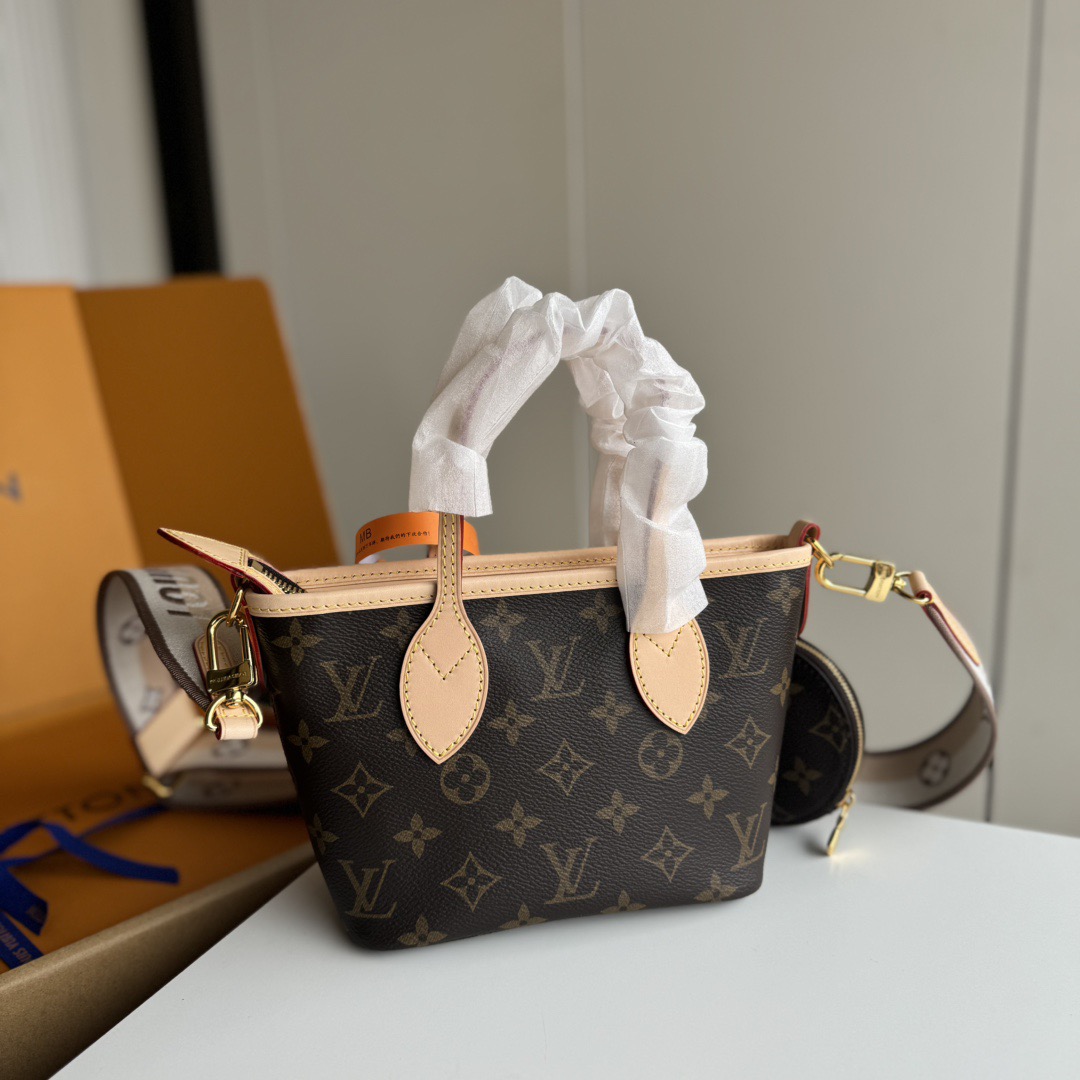 LV Neverfull BB