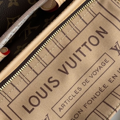 LV Neverfull BB
