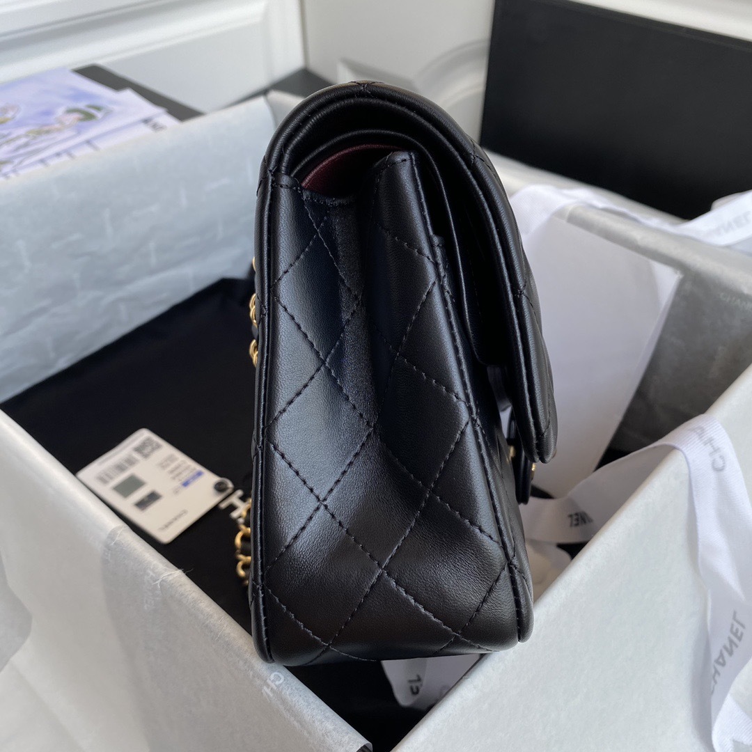Chanel's classic 11.12 handbag