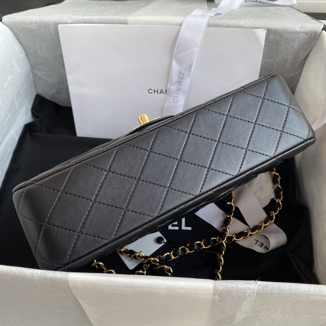 Chanel's classic 11.12 handbag