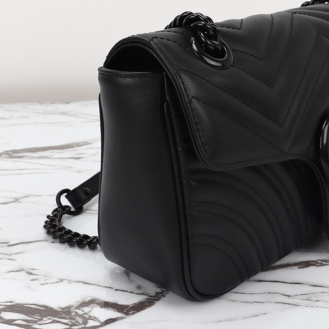 GG Marmont series medium shoulder bag