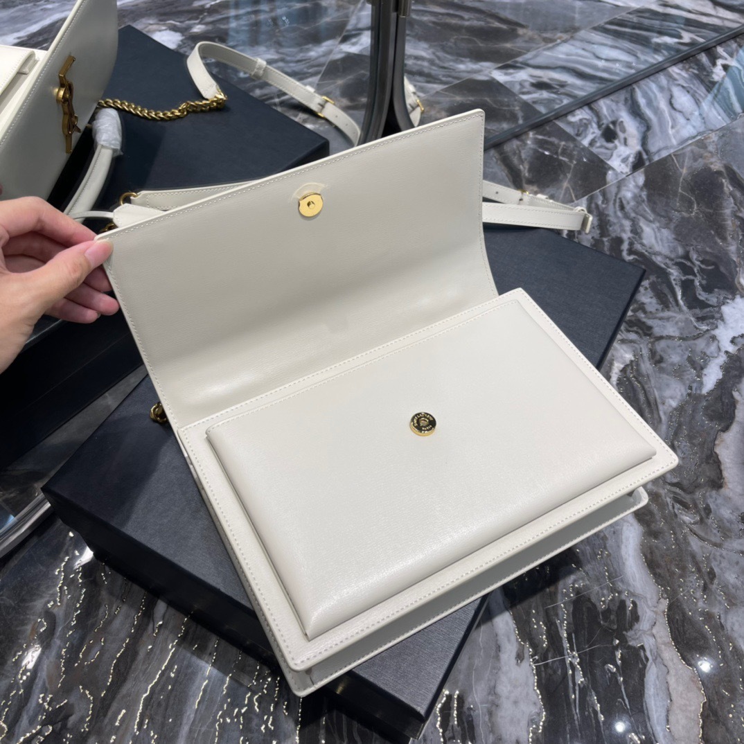 YSL SUNSET MEDIUM TOP HANDLE IN SMOOTH LEATHER