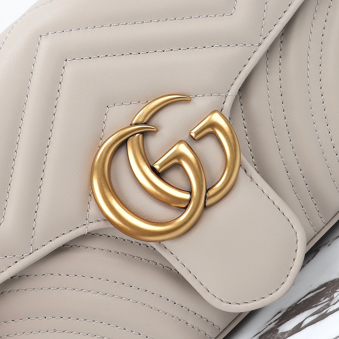 GG Marmont series medium shoulder bag