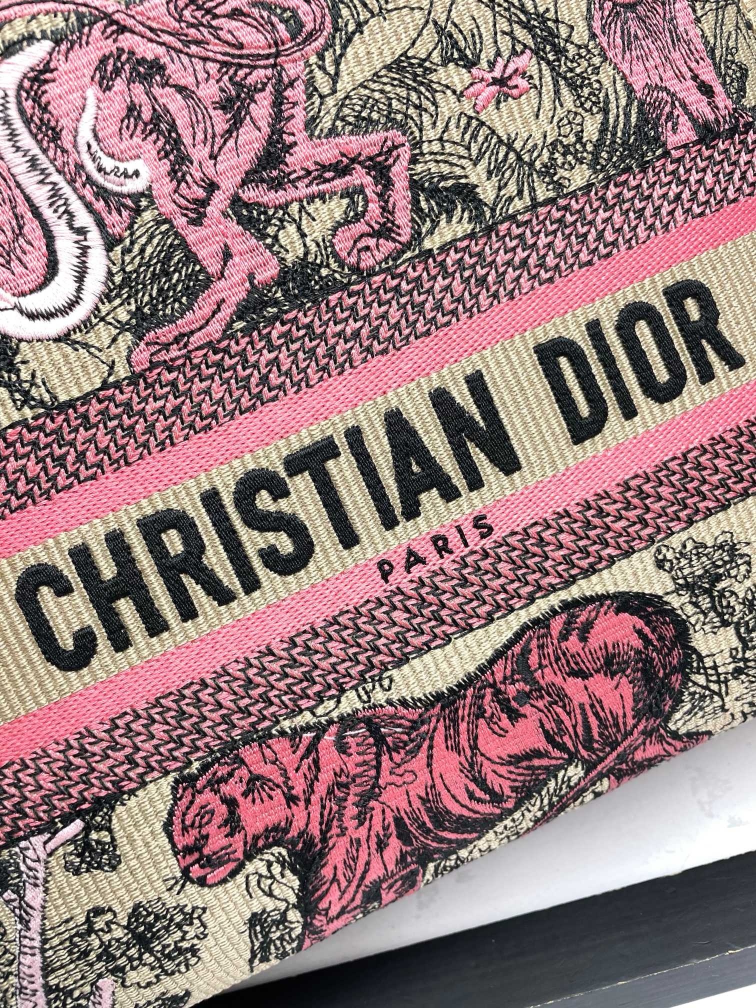 Christian Dior Medium Lady Dior Bag