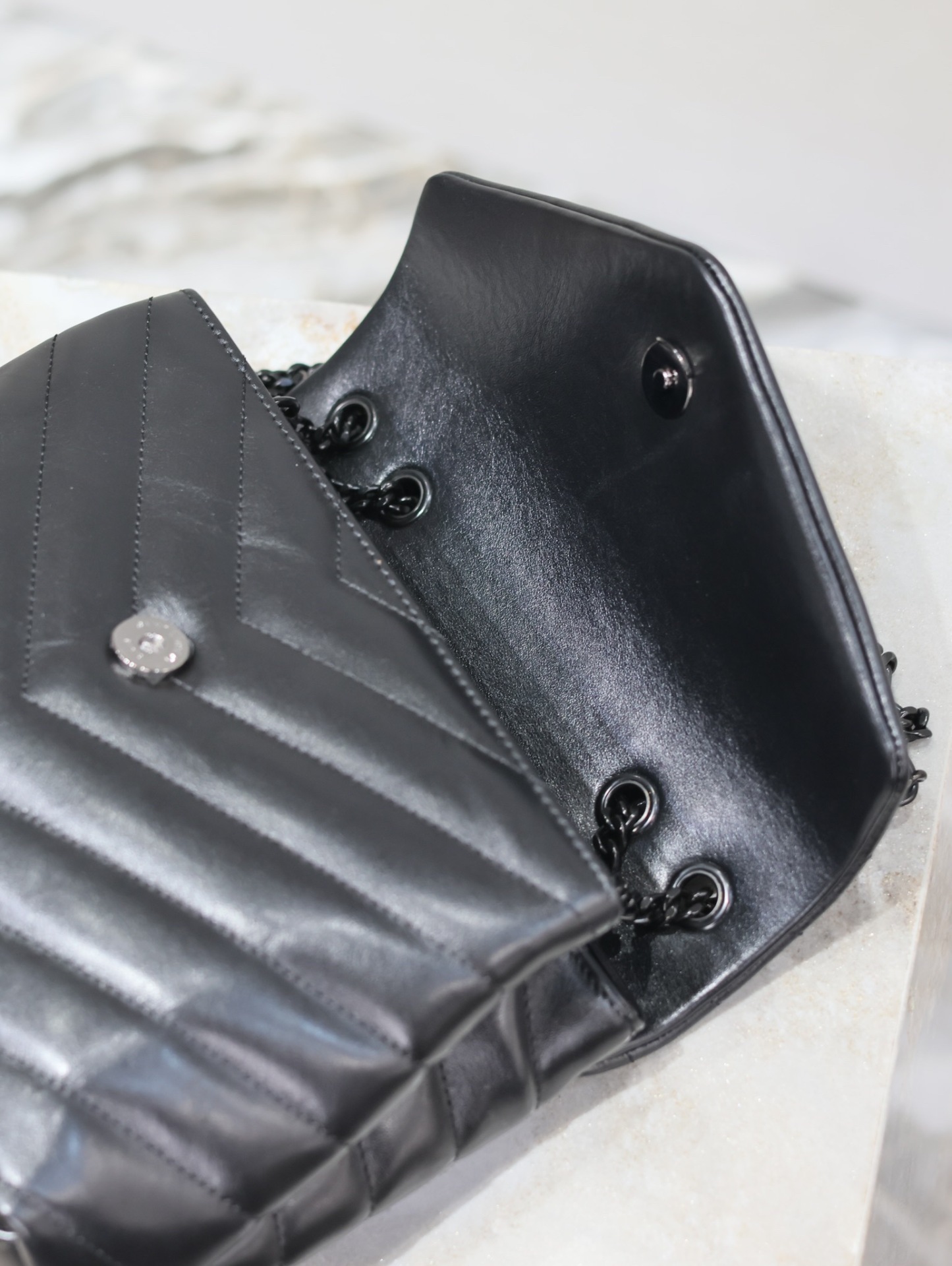 YSL LOULOU SMALL CHAIN BAG IN QUILTED "Y" LEATHER