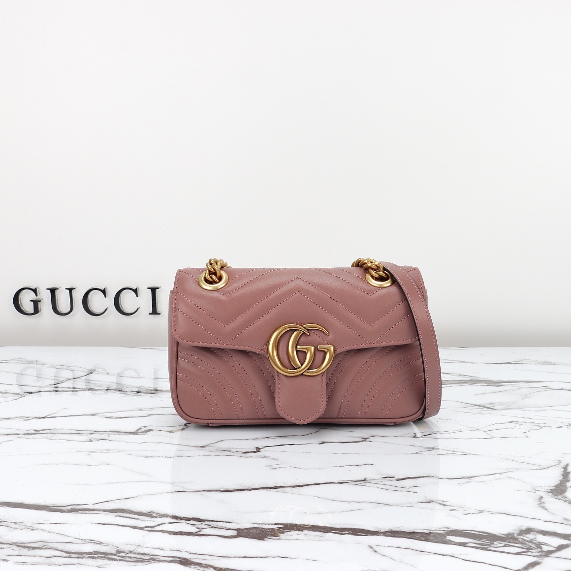 GG Marmont Small Shoulder Bag