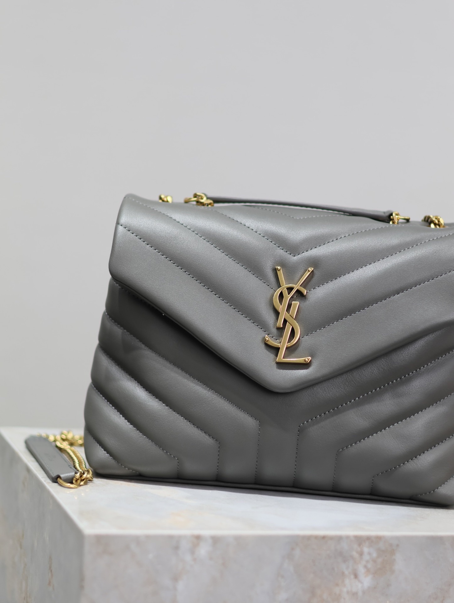 YSL LOULOU SMALL CHAIN BAG IN QUILTED "Y" LEATHER