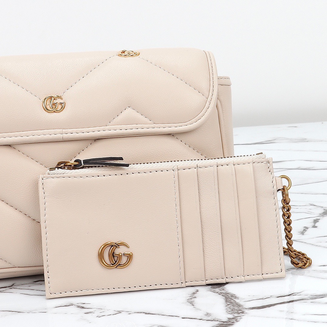 GG Marmont Small Shoulder Bag (with Card Holder)
