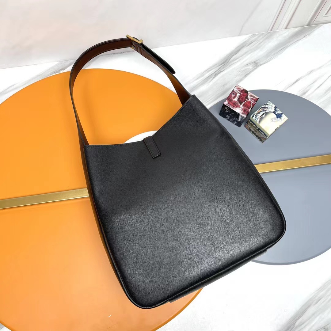 YSL LE 5 A7 SUPPLE LARGE IN GRAINED LEATHER