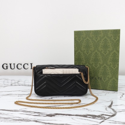 GG Marmont Small Shoulder Bag