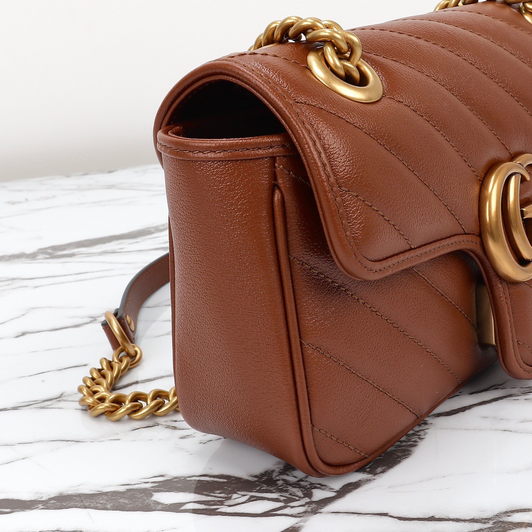 GG Marmont Small Shoulder Bag