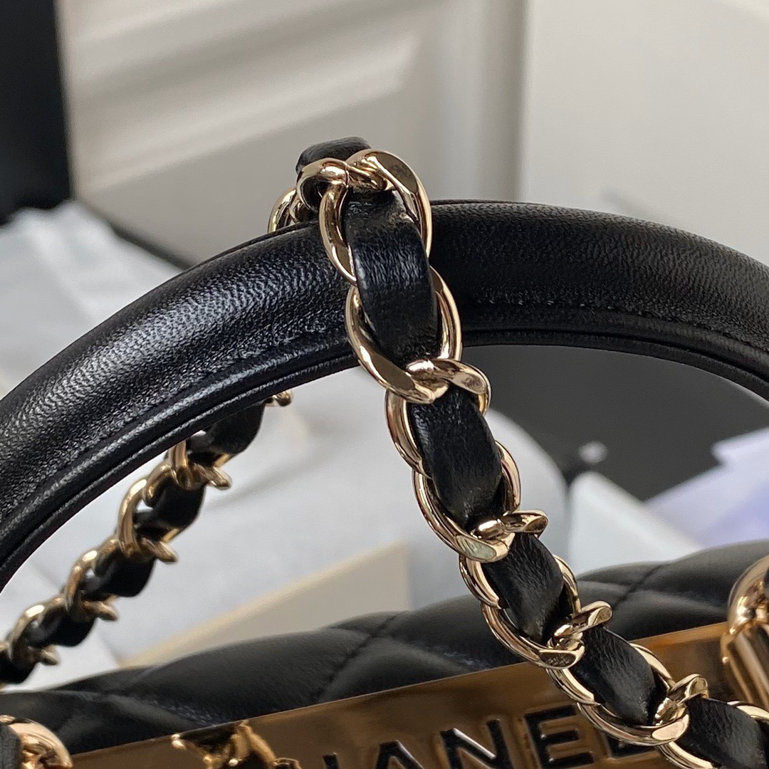 Chanel Trendy CC Handle Version