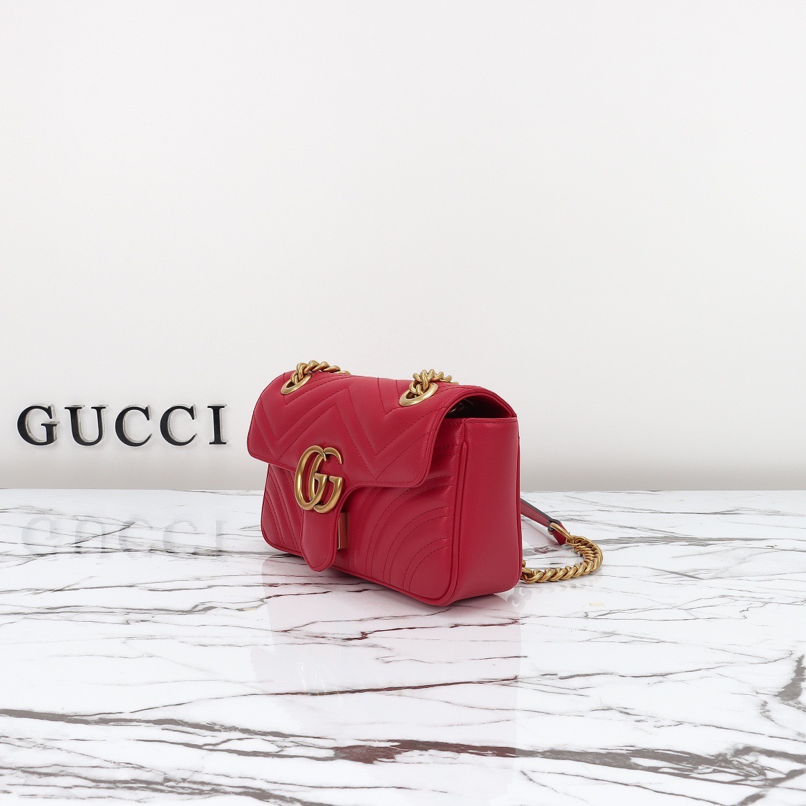 GG Marmont Small Shoulder Bag