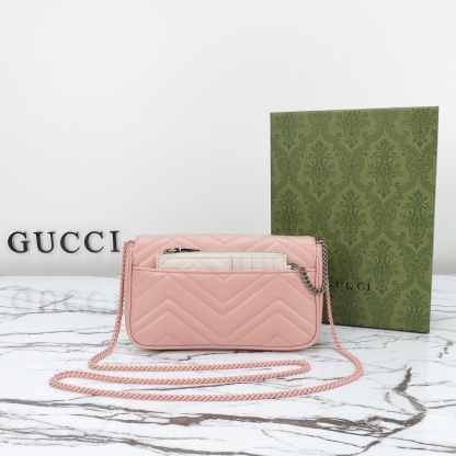 GG Marmont Small Shoulder Bag