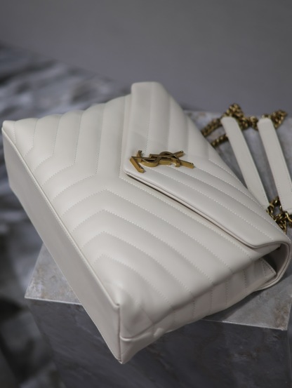 YSL LOULOU MEDIUM CHAIN BAG IN QUILTED "Y" LEATHER