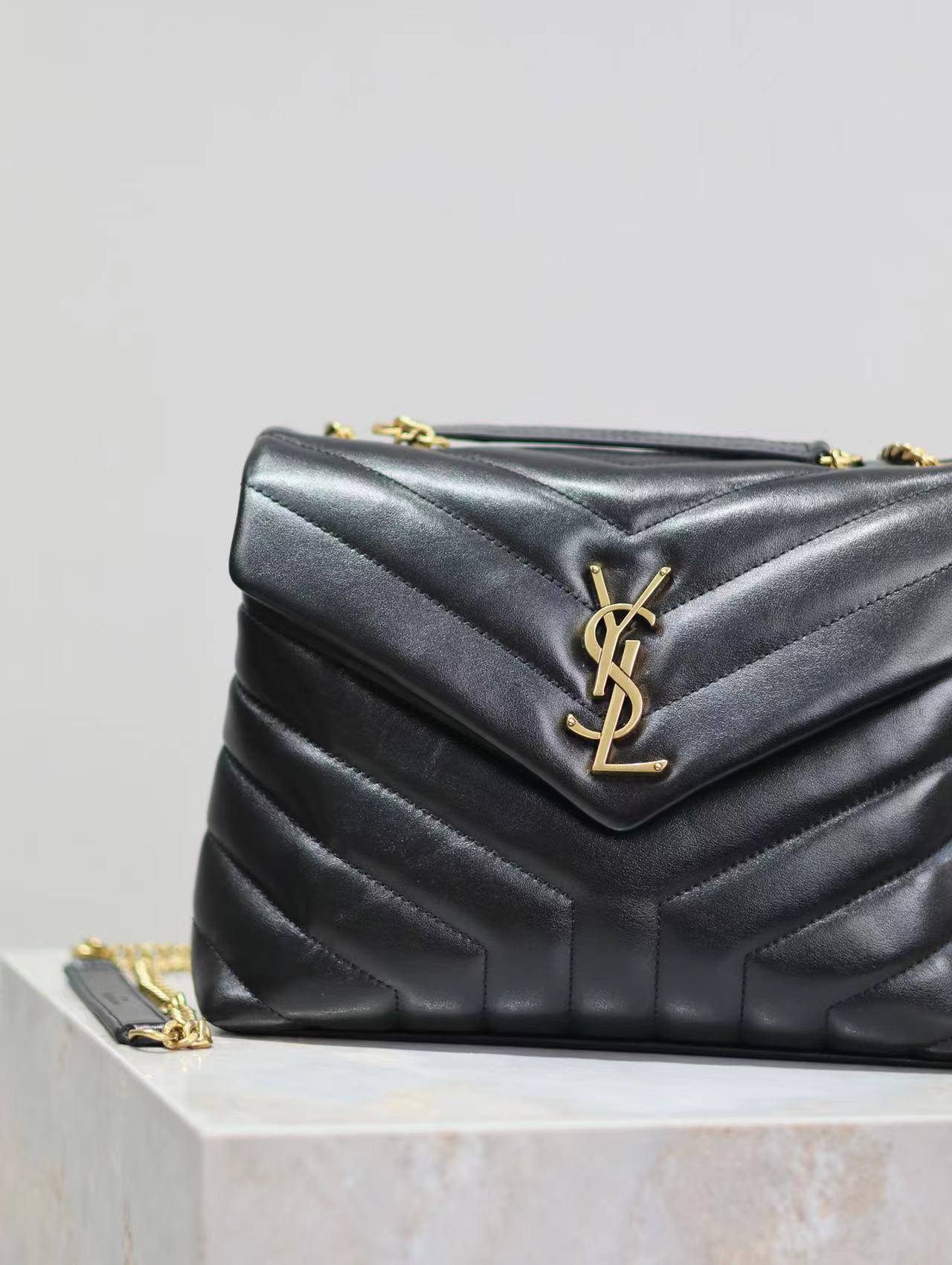 YSL LOULOU SMALL CHAIN BAG IN QUILTED "Y" LEATHER