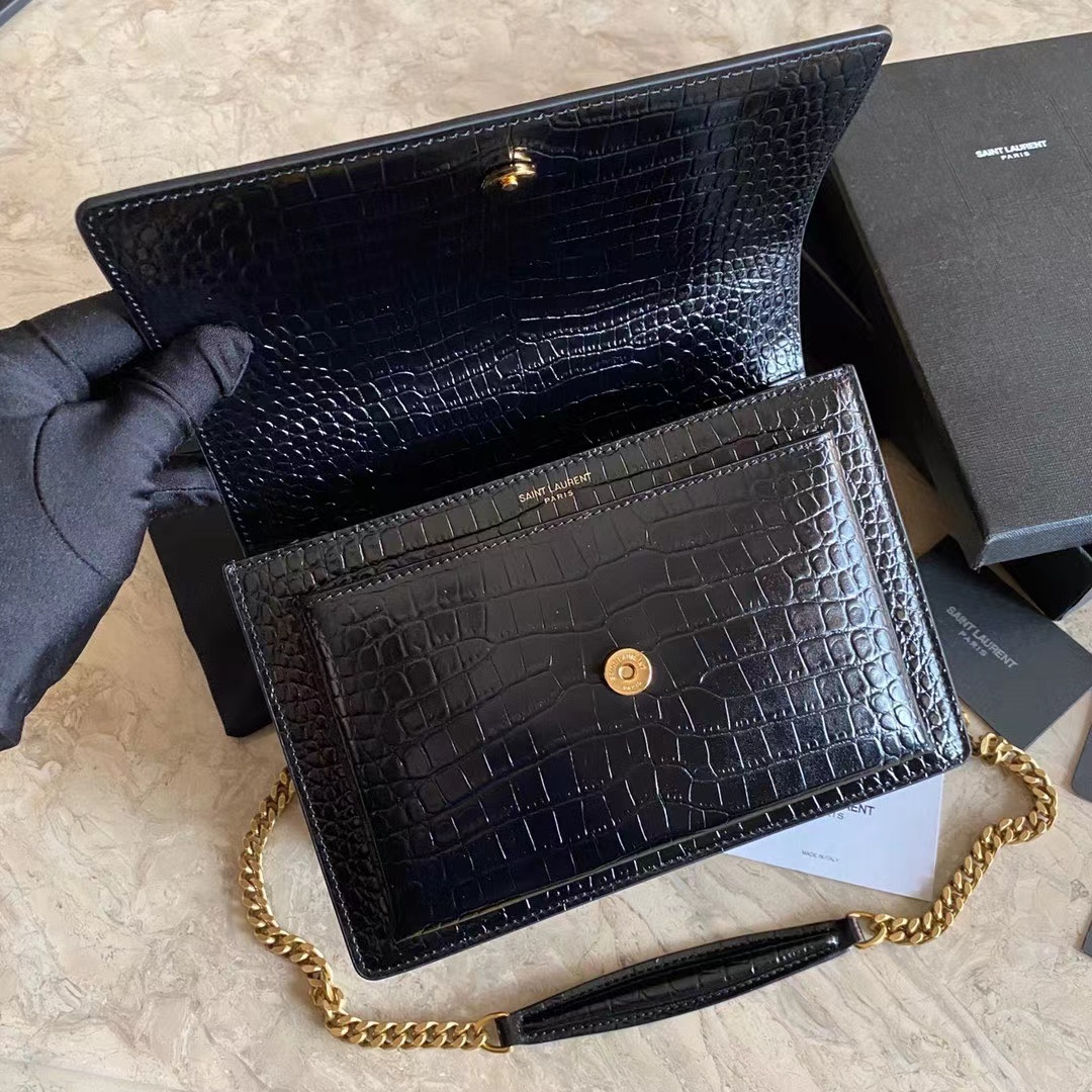 YSL SUNSET MEDIUM CHAIN BAG IN CROCODILE-EMBOSSED SHINY LEATHER