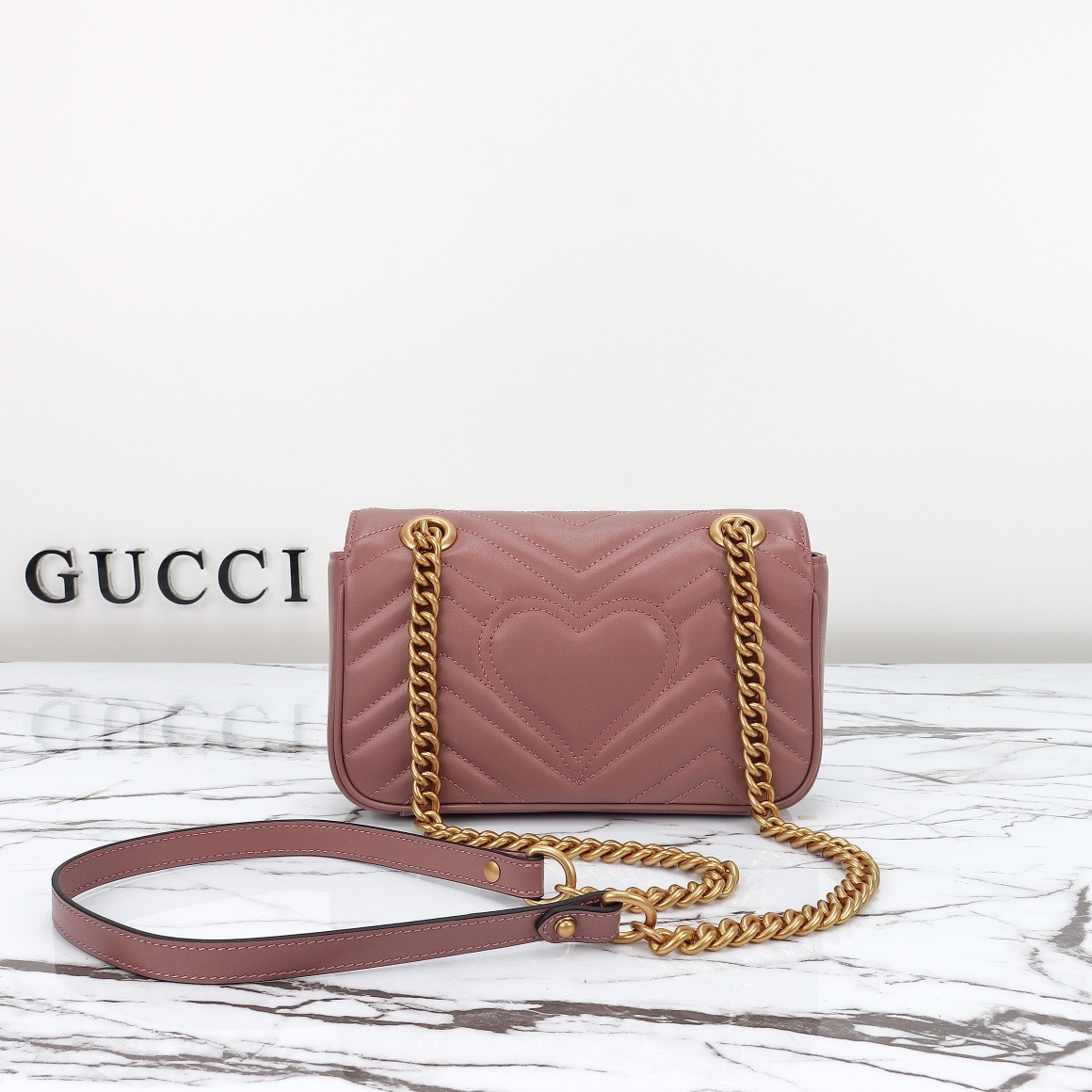 GG Marmont Small Shoulder Bag