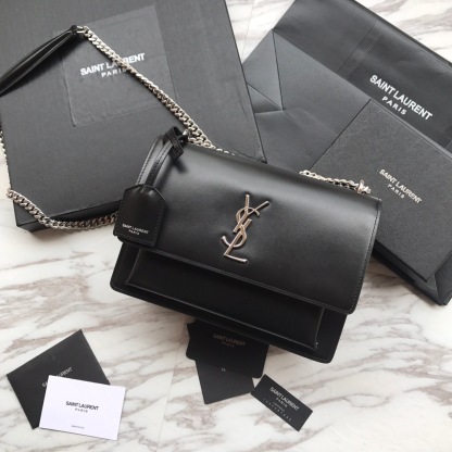 YSL SUNSET MEDIUM CHAIN BAG IN SMOOTH LEATHER