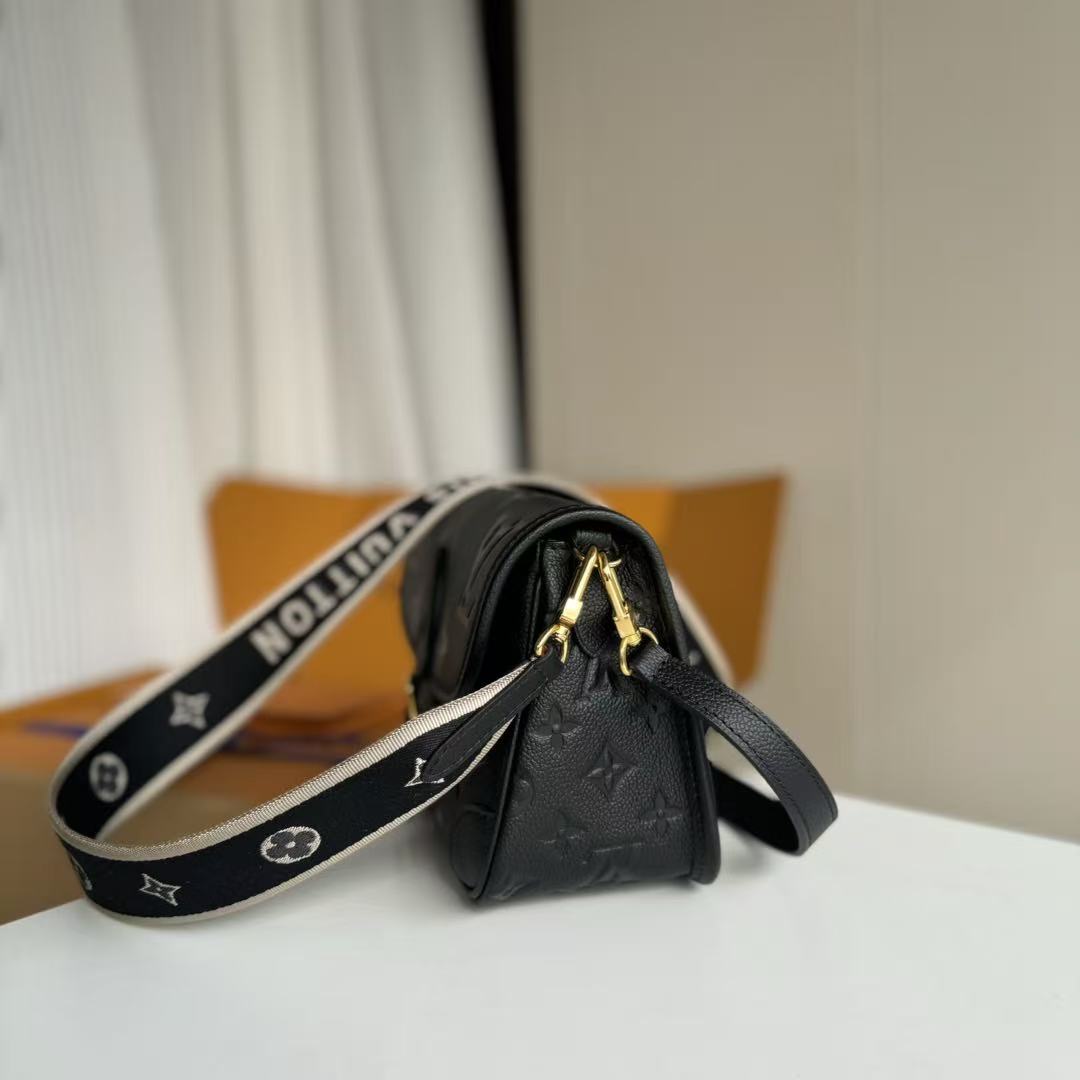 LV Diane