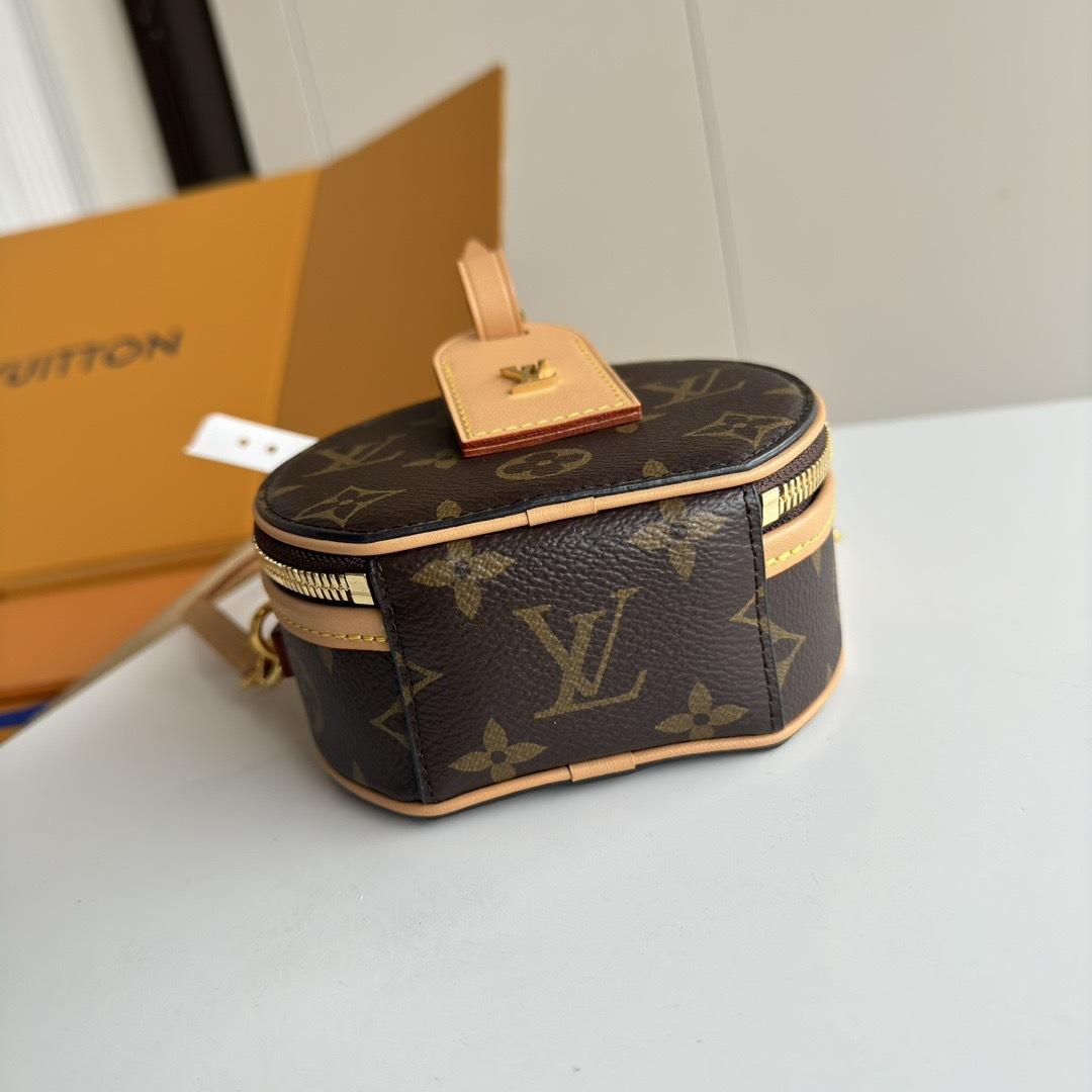 LV Mini Boîte Chapeau